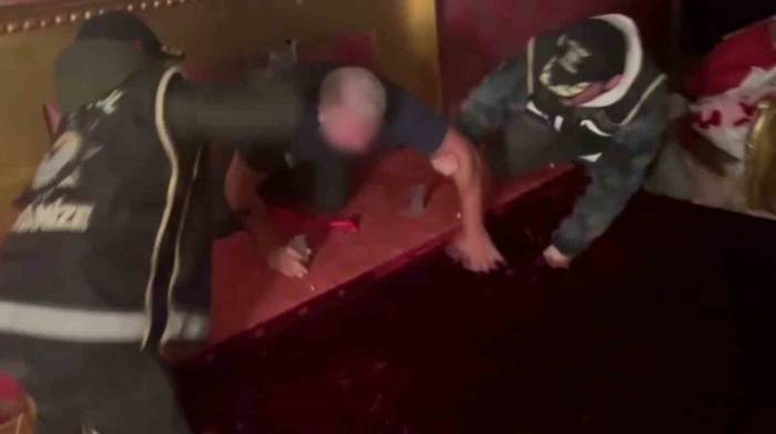 Şahinler Çetesine Yeni Operasyon: Çete Lideri Yatak Odasındaki Gizli Bölmede Böyle Yakalandı