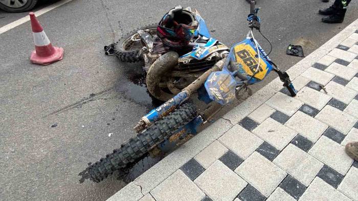 Kazada Ağır Yaralanan Gençten Acı Haber