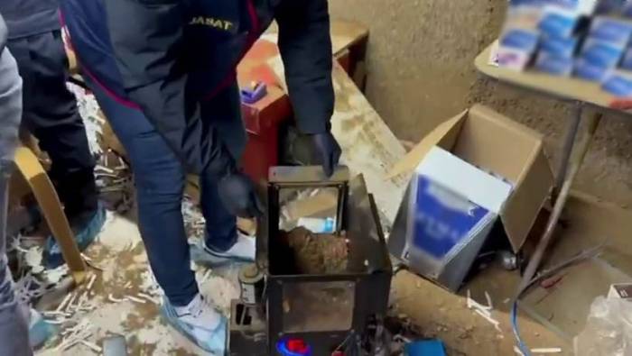 Jandarmadan Kaçakçılık Ve Uyuşturucu Operasyonu: 3 Gözaltı