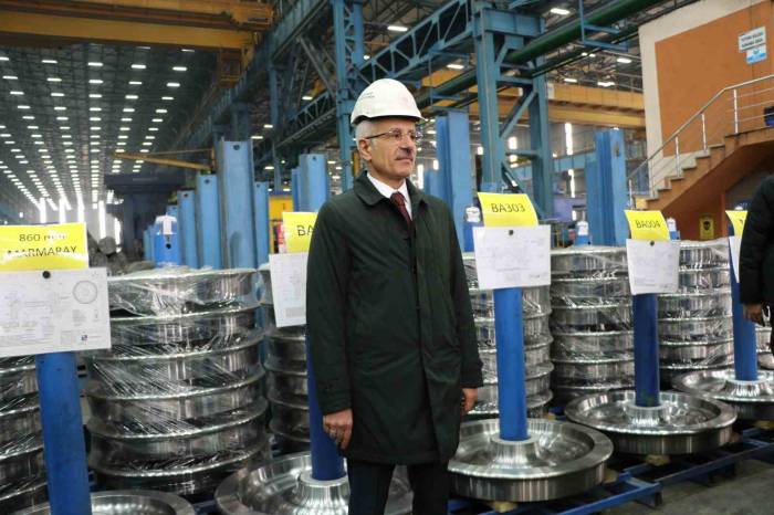 Bakan Uraloğlu Kardemir Ve Esnafı Ziyaret Etti