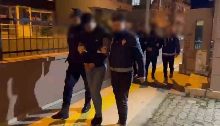 Yalova’da Bilezik Gasp Eden 2 Zanlı Tutuklandı