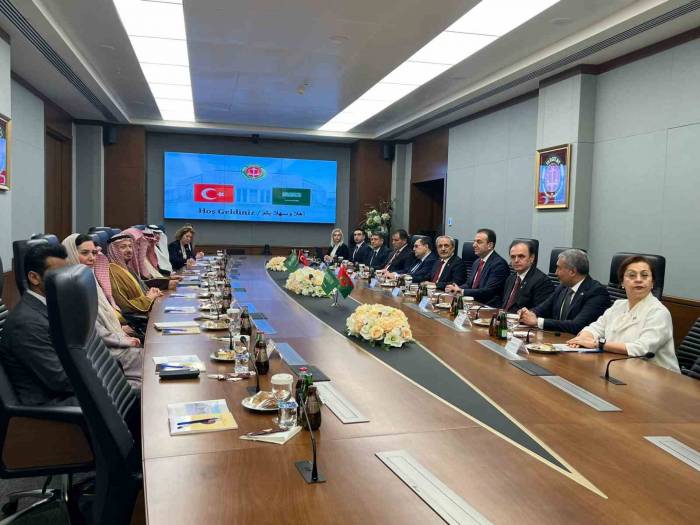 Yargıtay Cumhuriyet Başsavcısı Şahin, Suudi Mevkidaşıyla Görüştü