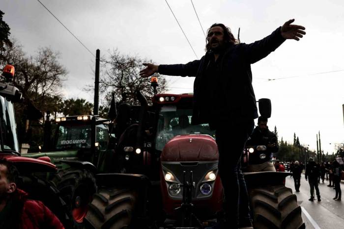 Yunanistan’da Çiftçiler Yeniden Sokakta