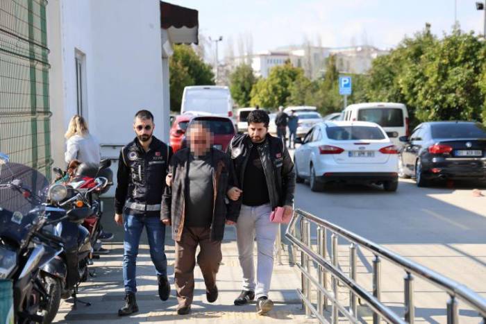 9 Milyonluk Sahte Altını Emekli Maaşıyla Almış