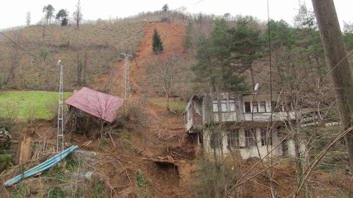 Borçka’da Hasar Tespit Çalışmaları Sürüyor