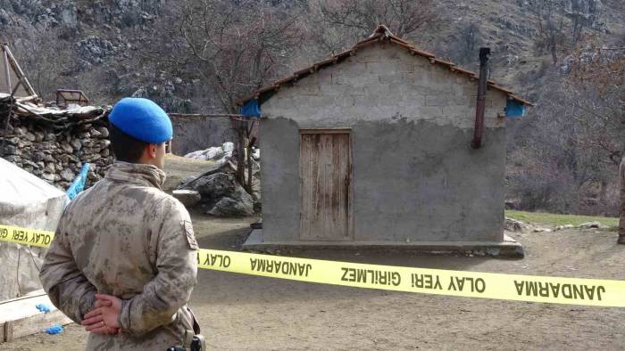 Burdur’da Çoban Ağılda Ölü Bulundu