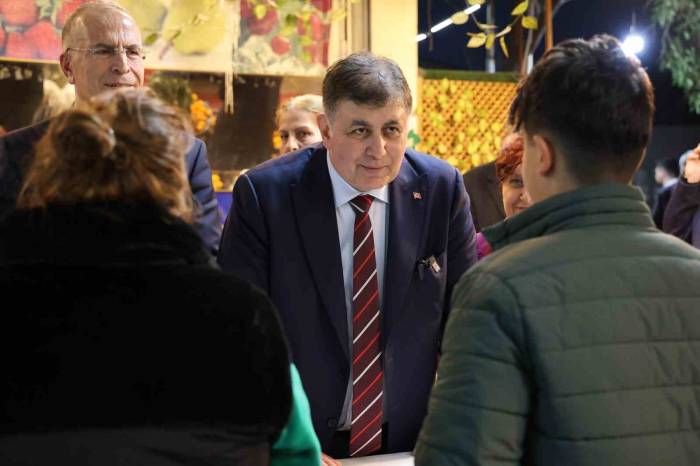 Cemil Tugay’dan Gaziemir’de Esnaf Ziyareti