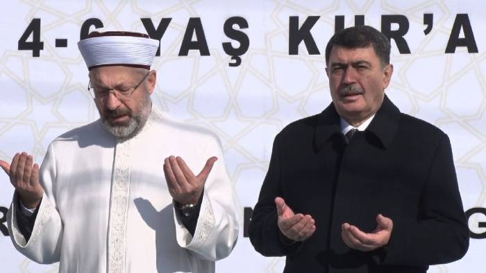 Diyanet İşleri Başkanı Erbaş: "Hangi Anne Ve Baba Çocuğunun Kötülüklerle Meşgul Olmasını İster Ki"