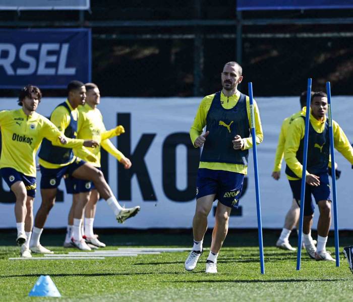 Fenerbahçe’de, Kasımpaşa Maçı Hazırlıkları Devam Etti