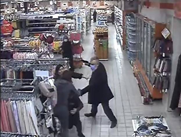 Marketteki Dehşet Anları Kamerada