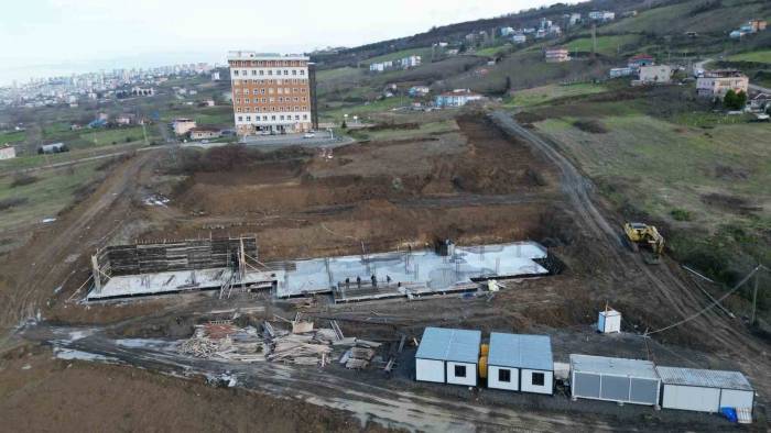 Fıfa Standartlarındaki Canik Futbol Sahası İnşaatı Başladı