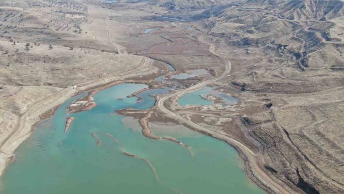 4 Eylül Barajında Tehlike Çanları Çalıyor