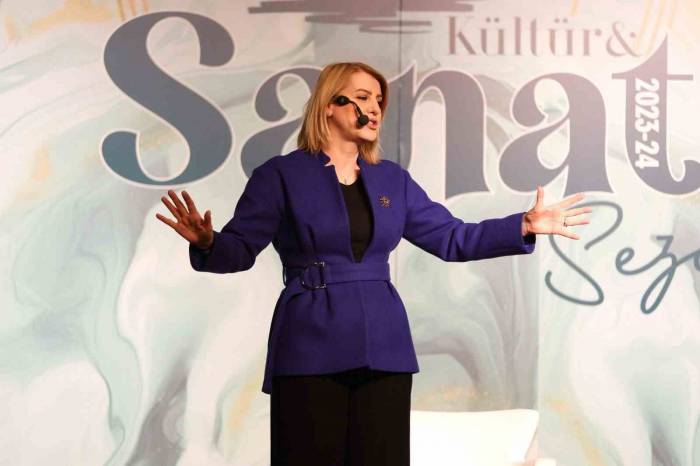 Sevda Türküsev’den Yalova’da Medya-aile Toplum’ Söyleşisi