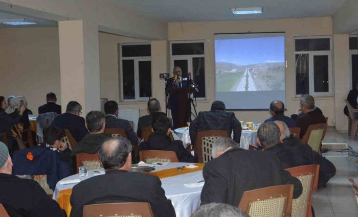 Bayat Belediye Başkanı Ekrem Ünlü, “Hayallerimizi Gerçekleştirmek İçin Çıktığımız Yolda Verdiğimiz Tüm Sözleri Yerine Getirmenin Mutluluğunu Yaşıyorum”