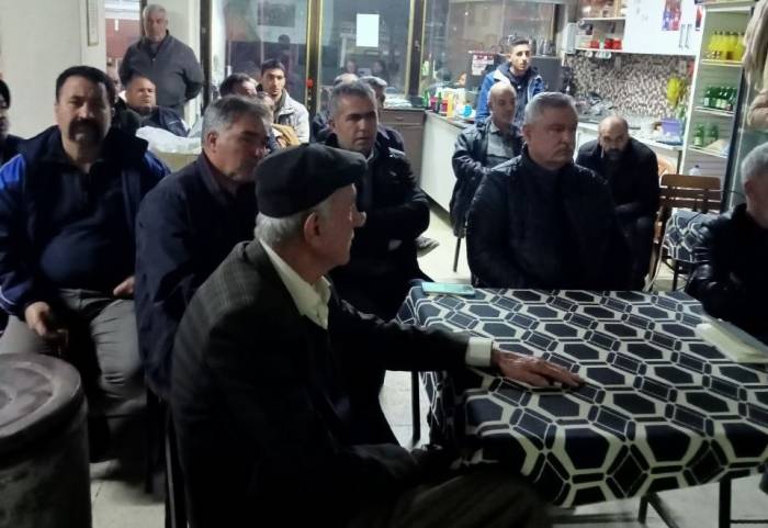 Kızılcaköylü Üreticiler Hayvan Bakımı Konusunda Bilgilendirildi