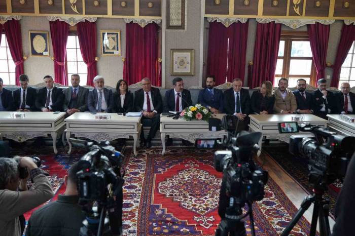 Cumhurbaşkanı Yardımcısı Yılmaz: "O Sözleri Söyleyenleri Mahcup Ettiler"