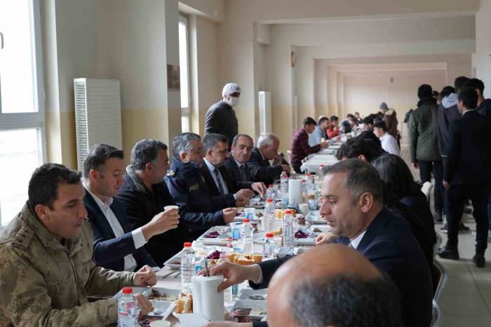 Uzman Çavuş Serdar Akın İçin Anma Programı Düzenlendi