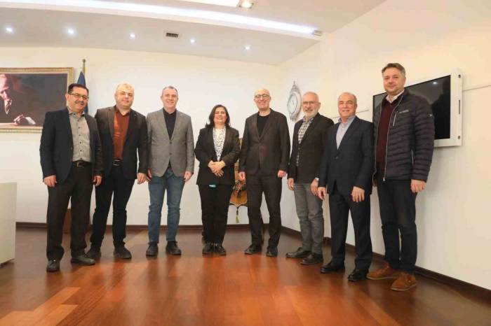 Başkan Çerçioğlu İnşaat Mühendislerini Ve İş İnsanlarını Ağırladı