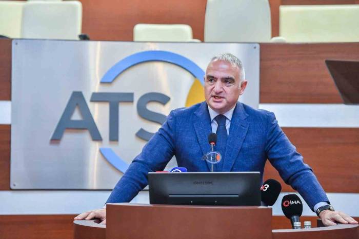 Bakan Ersoy: “Mavi Bayrağımızı Kaybedersek Turizmi Kaybederiz”