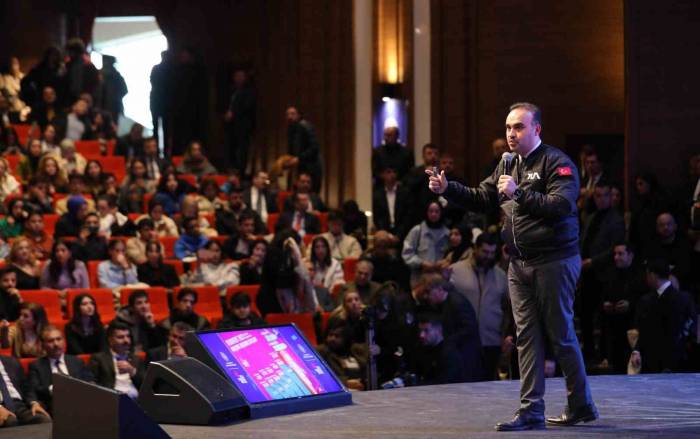 Bakan Kacır: “Türkiye 5’inci Nesil Savaş Uçağını Geliştirebilen, Üretebilen Ve Gökyüzüyle Buluşturabilen Sayılı Ülkelerden Oldu”