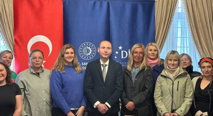 Dika, Yabancı Turizm Acentelerini Mardin’de Ağırladı