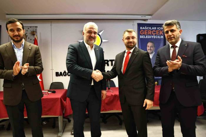 Bağcılar’da 50 Kişi Gelecek Partisi’nden İstifa Edip Ak Parti’ye Katıldı