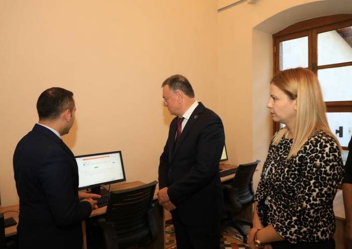 Enkazdan Çıkarılan Ve Geçmişe Işık Tutan Tarihi Eserler Türk Tarih Kurumu’na Emanet Edildi