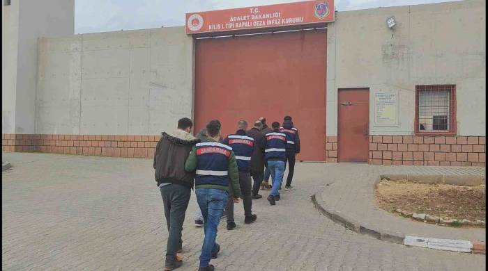Kilis Merkezli 3 İlde Deaş Operasyonu: 4 Gözaltı