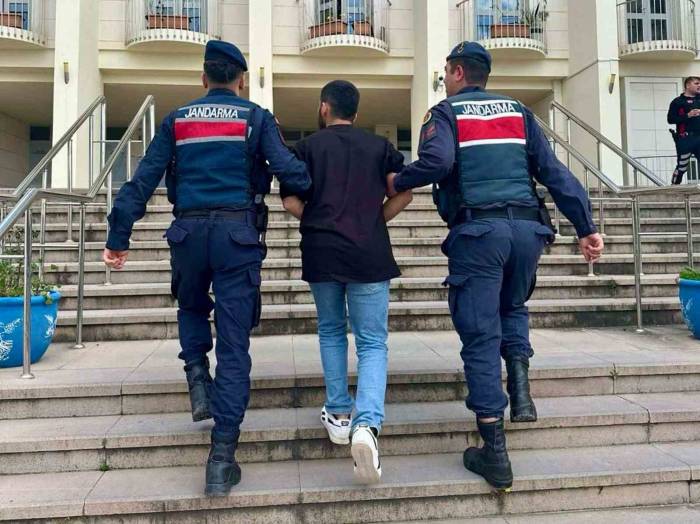 Jandarma Genel Asayiş Uygulamasında 47 Şahıs Yakalandı