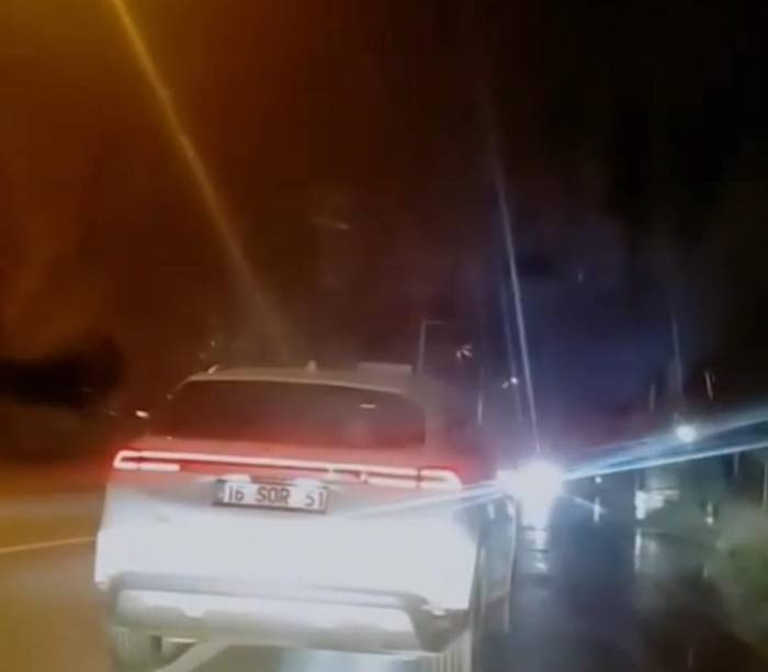 Trafikte Zikzak Çizerek Trafiği Tehlikeye Düşürdü