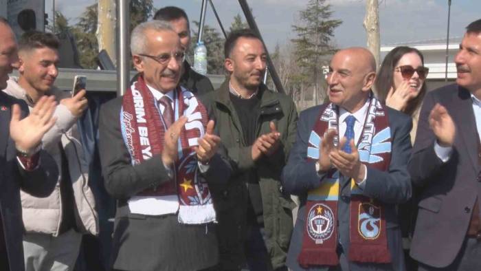 Başkentliler Hamsiyle Doydu, Horonla Isındı