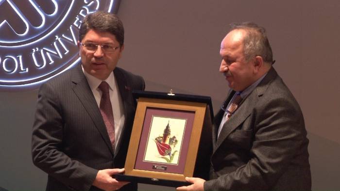 Uyuşturucu Sempozyumun’da Konuşan Adalet Bakan’ı Yılmaz Tunç: "Uyuşturucu Madde Bizim Kırmızı Çizgimizdir"