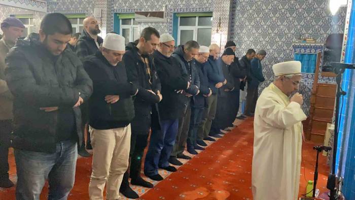 Uzunköprü’de Berat Kandili Dualarla İdrak Edildi