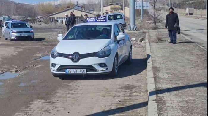 Aşkale’de Mtsk Direksiyon Sınav Heyecanı