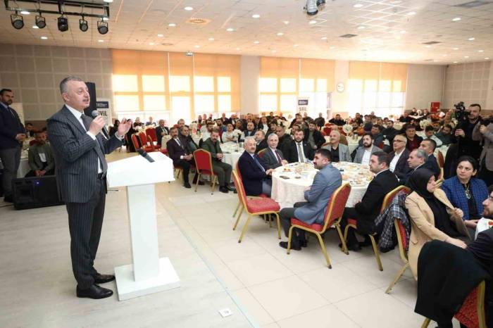 Başkan Büyükakın: "Trafik Akışı Şehrin Dışına Taşınacak"