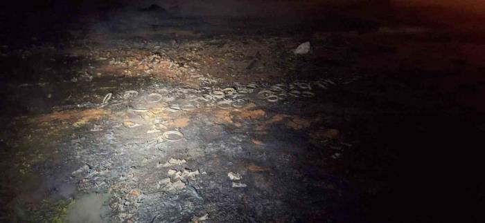 Mardin’de 5 Milyon Tl’lik Sulama Boruları Saniyeler İçinde Küle Döndü