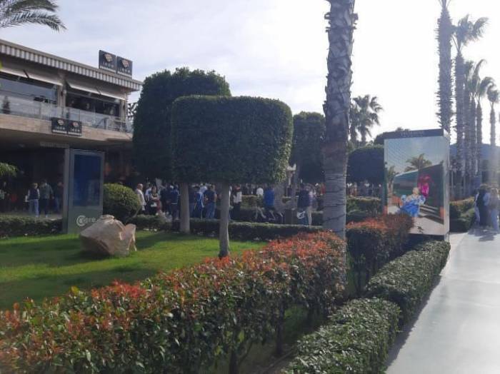 Bodrum’da Onlarca Kişinin Gözü Önünde Husumetlisini Vurdu