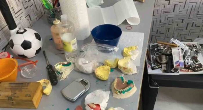 Evini Diş Kliniğine Çeviren Sahte Doktor Operasyonla Yakalandı