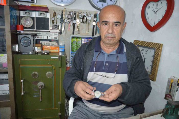 Yarım Asırdır Zamana Ayar Veriyor