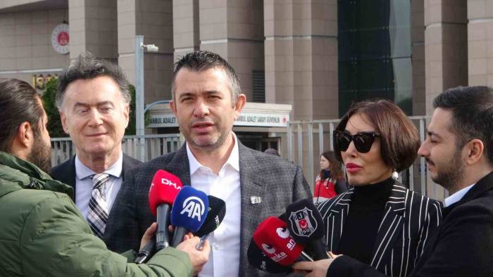 Onur Göçmez’den, Galatasaray’a: “Tff Ve Mhk Gömleği Giyerek Beni Şikayet Edip, Daha Sonrada ’tff İstifa’ Diyemezsiniz”