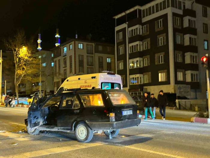 Bilecik’te Meydana Gelen Trafik Kazasında 1 Kişi Yaralandı