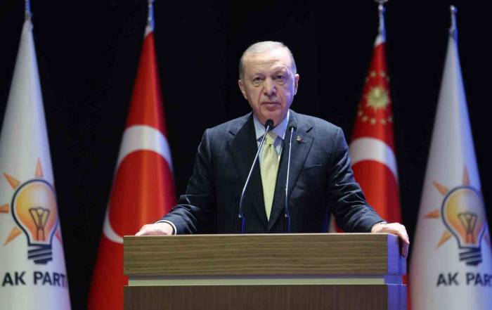 Cumhurbaşkanı Erdoğan: "’ben Seçimi Kazanırsam, Kazandıktan Sonra Yine Ak Parti’de Olacağım’ Diyen Sirk Cambazlarına Asla Prim Vermeyiniz"