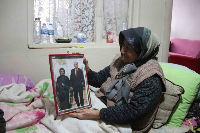 Iğdırlı Latife Teyzenin Cumhurbaşkanı Erdoğan Sevgisi