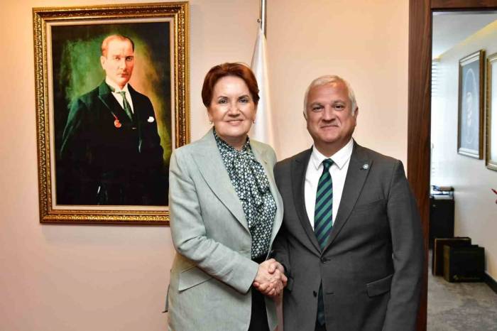 İyi Parti Genel Başkan Yardımcısı Cem Karakeçili Partisinden İstifa Etti