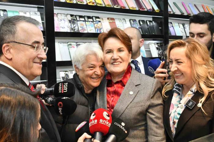 İyi Parti Lideri Akşener, Yenimahalle’de Esnafı Ziyaret Etti
