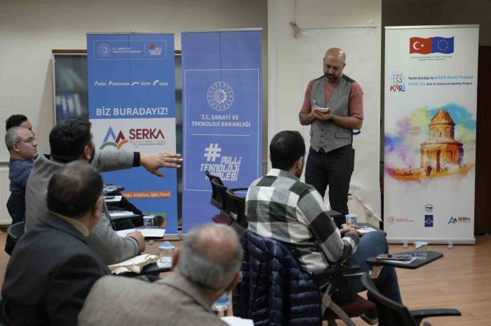 Kars’ta Bin 500 Kişiye Turizm Eğitimi Verildi