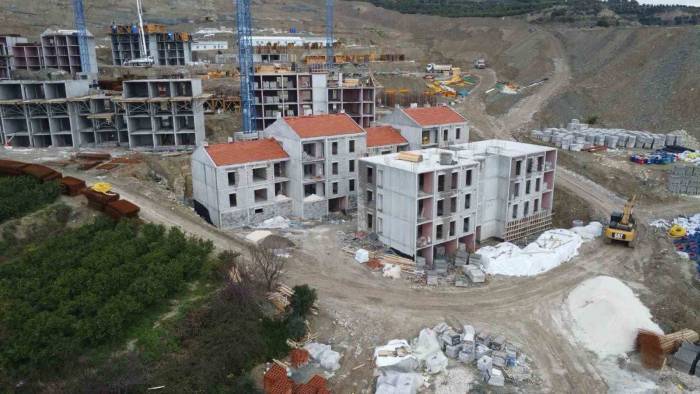 Samandağ’da Toki Konutları Hızla Yükseliyor