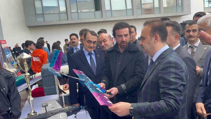 Sanayi Ve Teknoloji Bakanı Kacır Estü’de "İleri Prototip İstasyonu Projesi" Açılışına Katıldı