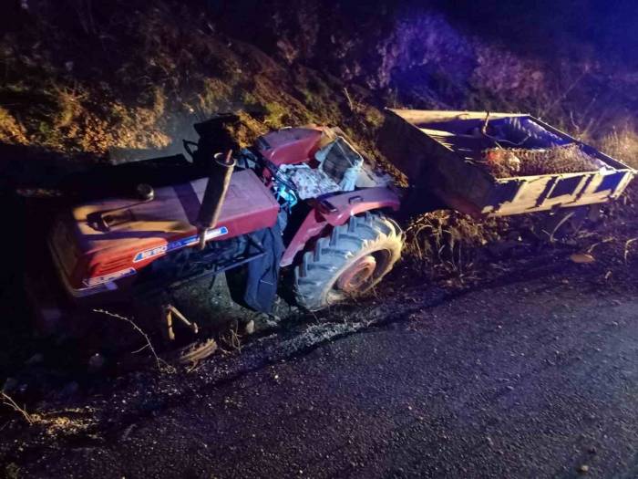 Devrilen Traktörün Sürücüsü Hayatını Kaybetti