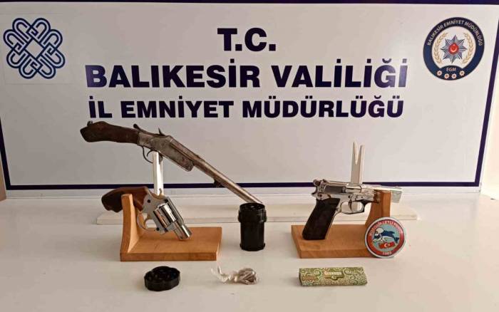 Burhaniye’de Polis Suçlulara Göz Açtırmıyor